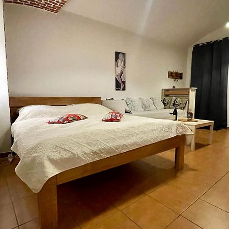 Ubytovani V Soukromi Belcice Экстерьер фото